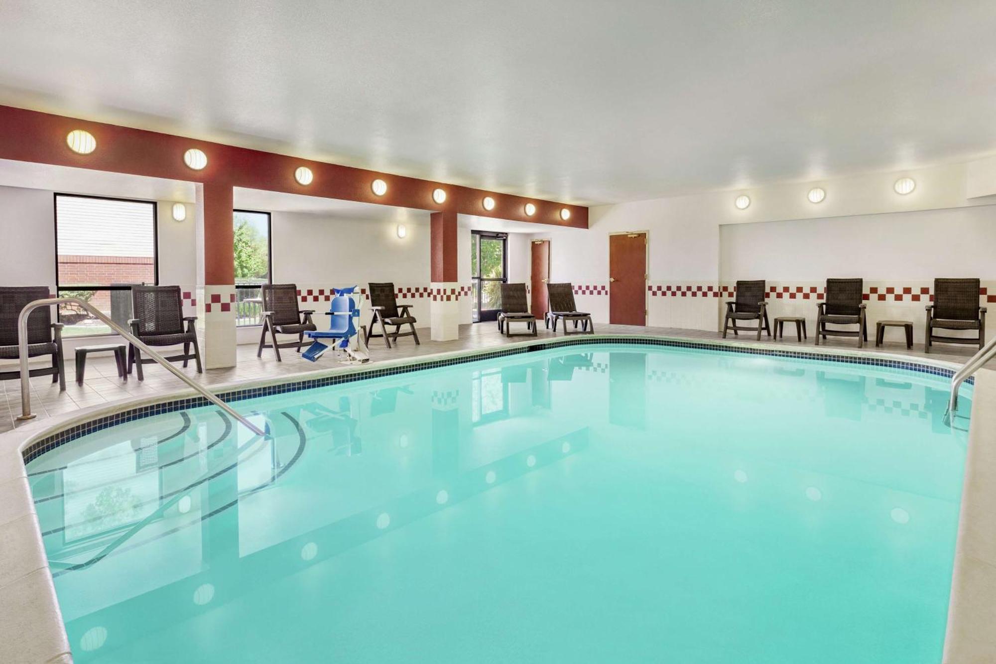 Hampton Inn Sacramento/Ранчо Кордова Экстерьер фото