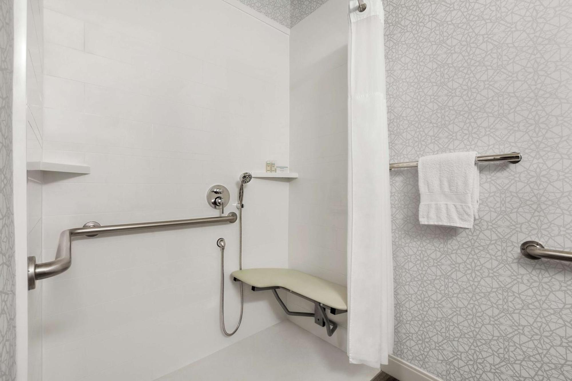 Hampton Inn Sacramento/Ранчо Кордова Экстерьер фото