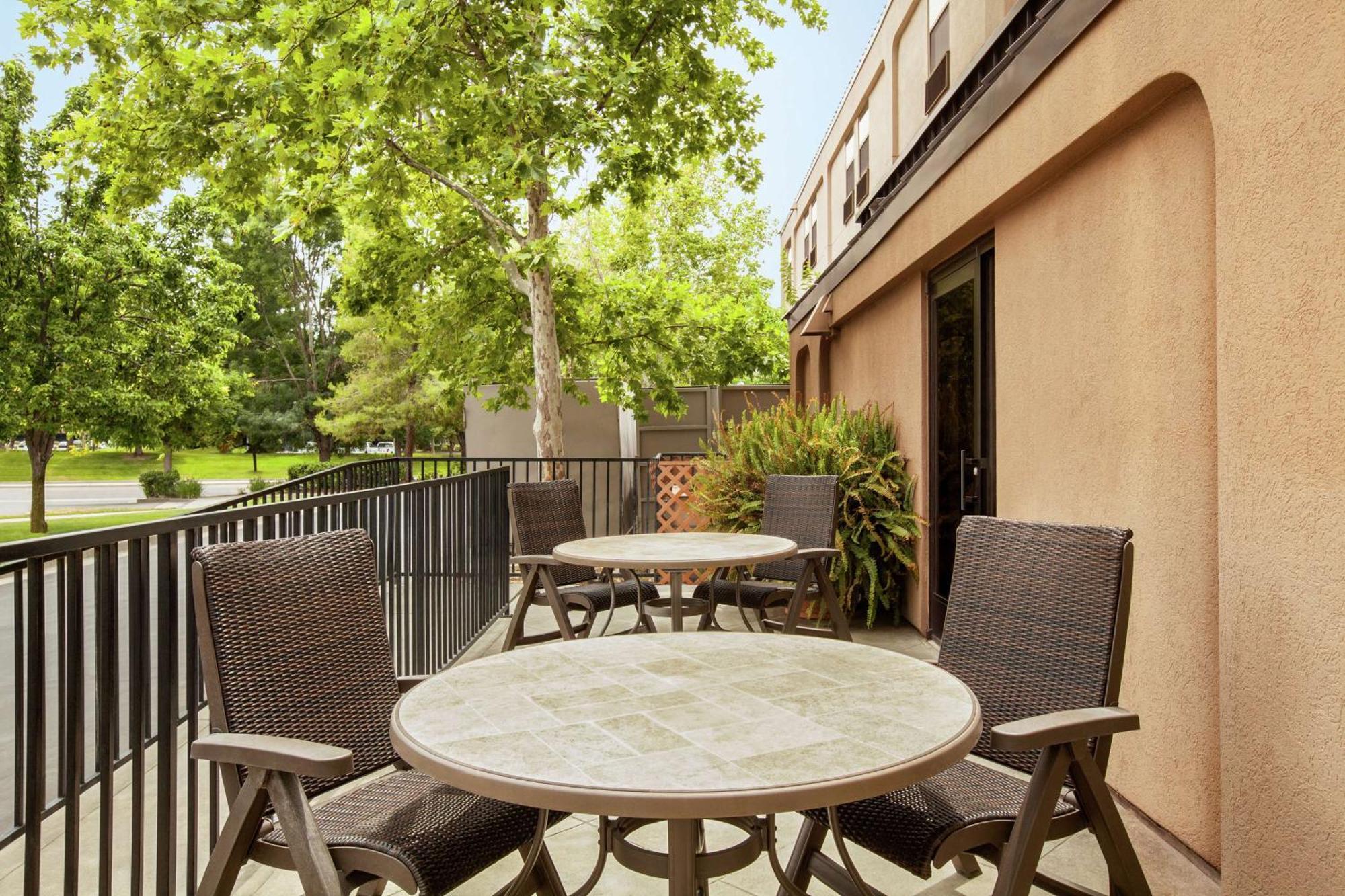 Hampton Inn Sacramento/Ранчо Кордова Экстерьер фото