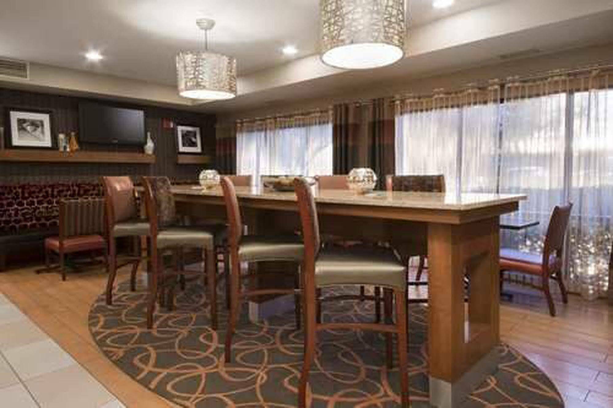 Hampton Inn Sacramento/Ранчо Кордова Экстерьер фото